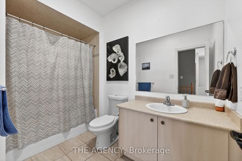 Photo 26 at 21 Silver Trail, Ardagh, Barrie