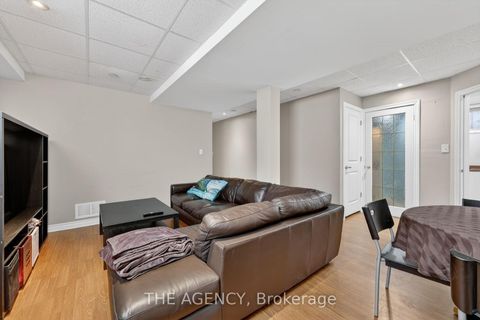 Photo 35 at 21 Silver Trail, Ardagh, Barrie