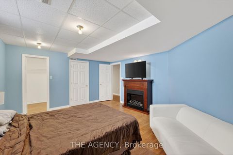 Photo 37 at 21 Silver Trail, Ardagh, Barrie
