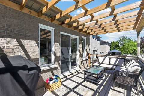 Photo 44 at 21 Silver Trail, Ardagh, Barrie