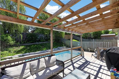 Photo 45 at 21 Silver Trail, Ardagh, Barrie