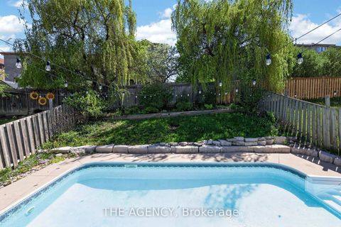 Photo 46 at 21 Silver Trail, Ardagh, Barrie
