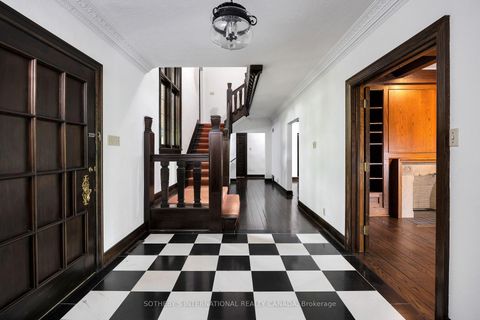 Photo 7 at 38 Edenbrook Hill, Humber Valley, Toronto