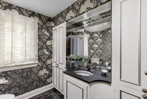 Photo 12 at 38 Edenbrook Hill, Humber Valley, Toronto