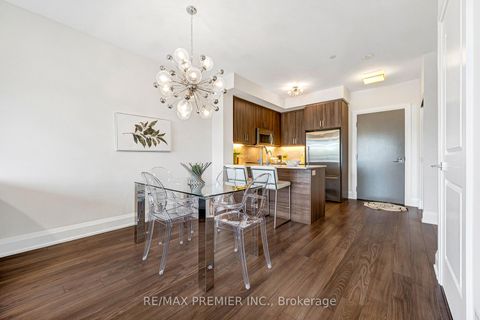 Photo 15 at 810 - 2 Old Mill Drive, Swansea, Toronto