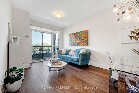 Photo 17 at 810 - 2 Old Mill Drive, Swansea, Toronto
