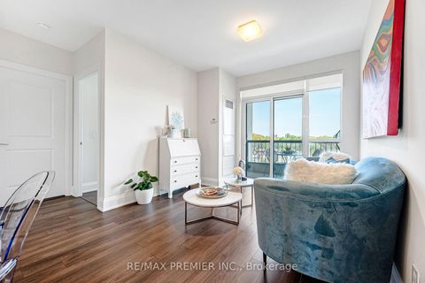 Photo 19 at 810 - 2 Old Mill Drive, Swansea, Toronto