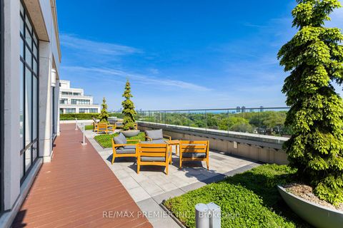 Photo 33 at 810 - 2 Old Mill Drive, Swansea, Toronto