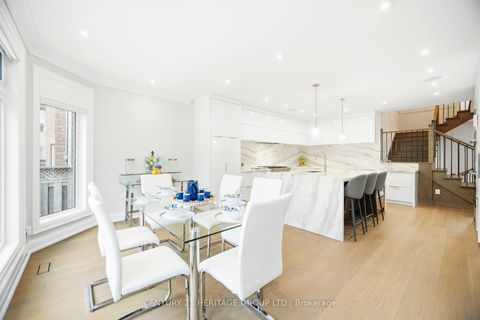 Photo 4 at 59 Estate Garden Drive, Oak Ridges, Richmond Hill