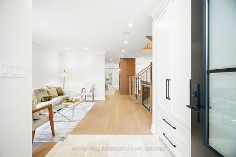 Photo 14 at 59 Estate Garden Drive, Oak Ridges, Richmond Hill