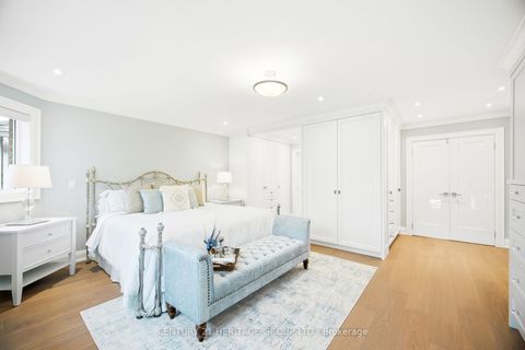 Photo 23 at 59 Estate Garden Drive, Oak Ridges, Richmond Hill
