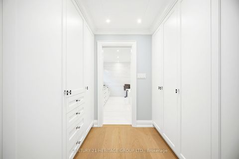 Photo 24 at 59 Estate Garden Drive, Oak Ridges, Richmond Hill