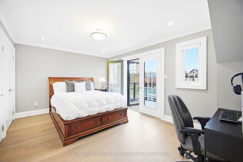 Photo 28 at 59 Estate Garden Drive, Oak Ridges, Richmond Hill