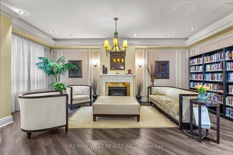 Photo 2 at 511 - 25 Earlington Avenue, Kingsway South, Toronto