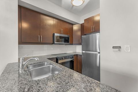 Photo 9 at 511 - 25 Earlington Avenue, Kingsway South, Toronto