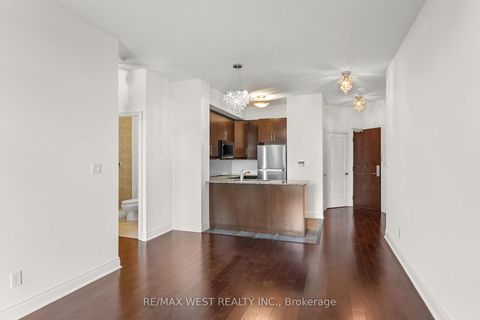 Photo 12 at 511 - 25 Earlington Avenue, Kingsway South, Toronto