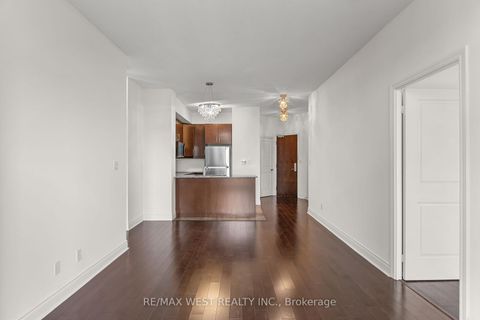 Photo 13 at 511 - 25 Earlington Avenue, Kingsway South, Toronto