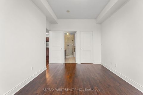 Photo 23 at 511 - 25 Earlington Avenue, Kingsway South, Toronto