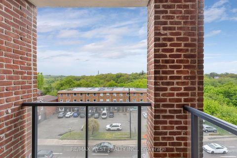 Photo 29 at 511 - 25 Earlington Avenue, Kingsway South, Toronto
