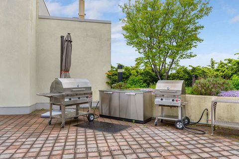 Photo 33 at 511 - 25 Earlington Avenue, Kingsway South, Toronto