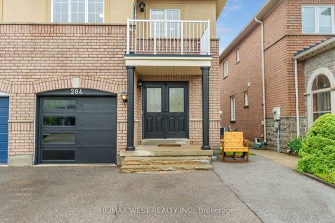 Photo 1 at 284 Monte Carlo Drive, Sonoma Heights, Vaughan