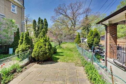 Photo 6 at 76 Main Street, Danforth, Toronto
