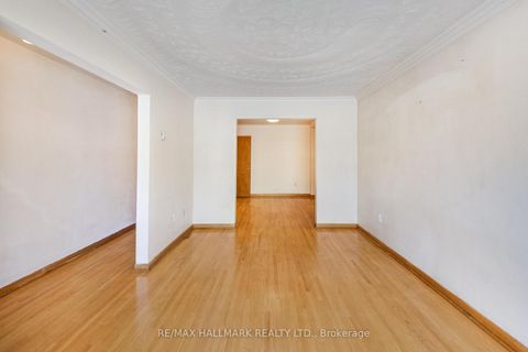 Photo 11 at 76 Main Street, Danforth, Toronto