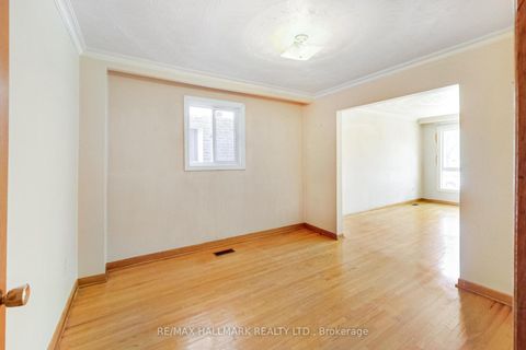 Photo 13 at 76 Main Street, Danforth, Toronto