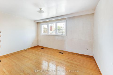 Photo 20 at 76 Main Street, Danforth, Toronto
