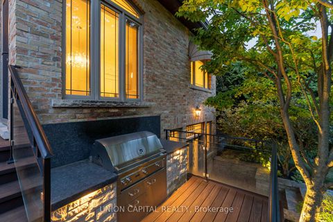 Photo 4 at 45 Gordon Road, Windfields, Toronto