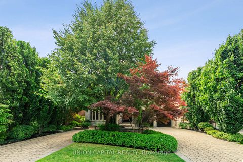 Photo 8 at 45 Gordon Road, Windfields, Toronto