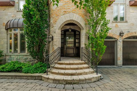 Photo 10 at 45 Gordon Road, Windfields, Toronto