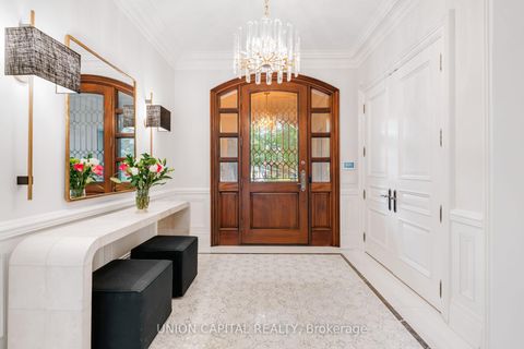 Photo 11 at 45 Gordon Road, Windfields, Toronto