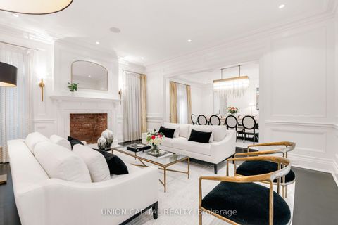 Photo 19 at 45 Gordon Road, Windfields, Toronto
