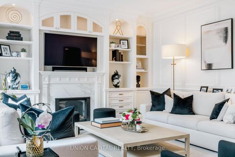 Photo 22 at 45 Gordon Road, Windfields, Toronto