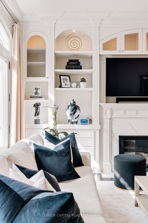 Photo 23 at 45 Gordon Road, Windfields, Toronto