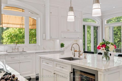 Photo 31 at 45 Gordon Road, Windfields, Toronto