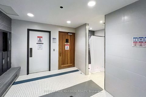 Photo 20 at 314 - 3700 Highway 7 Road, Vaughan Corporate Centre, Vaughan