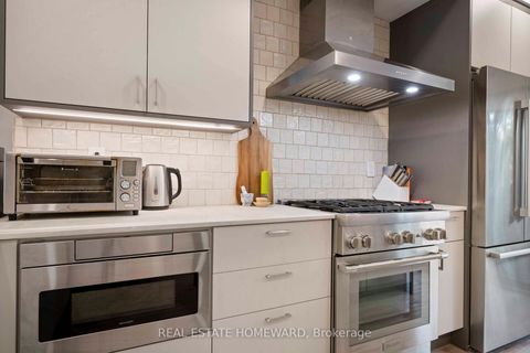 Photo 31 at 51 Harcourt Avenue, Jones, Toronto