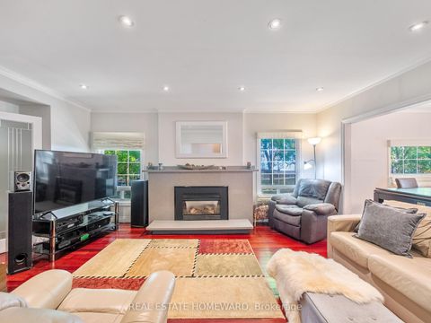 Photo 3 at 4 Silver Birch Avenue, The Beaches, Toronto