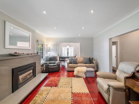 Photo 4 at 4 Silver Birch Avenue, The Beaches, Toronto