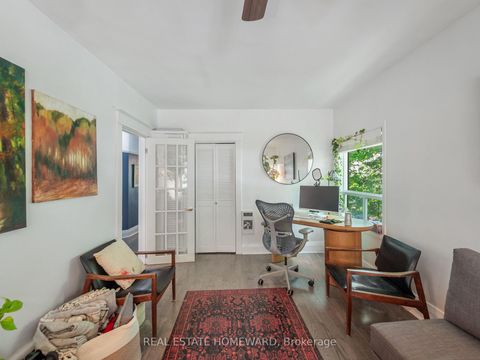Photo 13 at 4 Silver Birch Avenue, The Beaches, Toronto