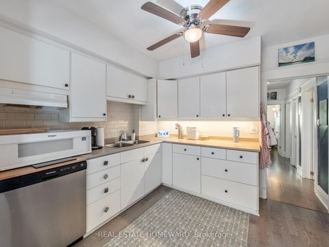 Photo 16 at 4 Silver Birch Avenue, The Beaches, Toronto