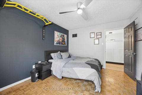 Photo 26 at 64 Spence Drive, Aurora Highlands, Aurora