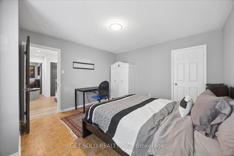 Photo 31 at 64 Spence Drive, Aurora Highlands, Aurora