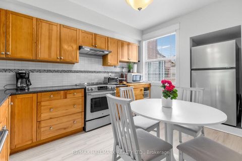 Photo 7 at 65 Wallington Avenue, Lumsden, Toronto