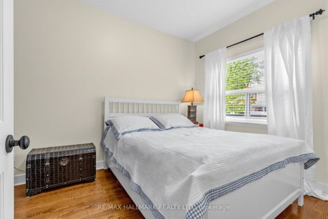 Photo 13 at 65 Wallington Avenue, Lumsden, Toronto