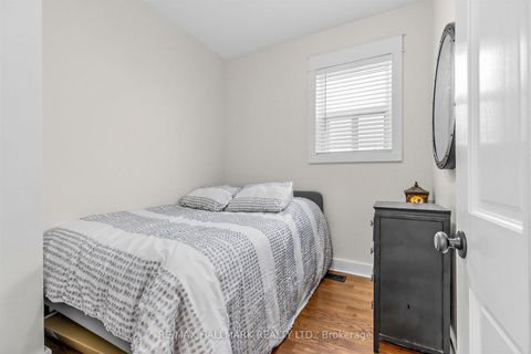 Photo 14 at 65 Wallington Avenue, Lumsden, Toronto