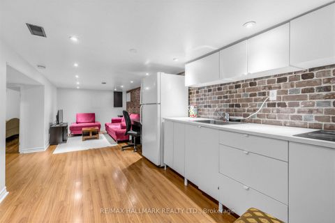 Photo 18 at 65 Wallington Avenue, Lumsden, Toronto
