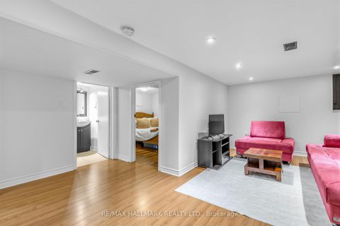 Photo 20 at 65 Wallington Avenue, Lumsden, Toronto